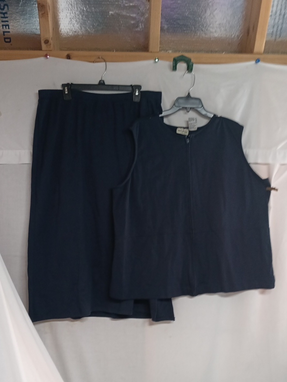 White Stag Navy Midi Skirt and Zip-Front Top Set 22/24